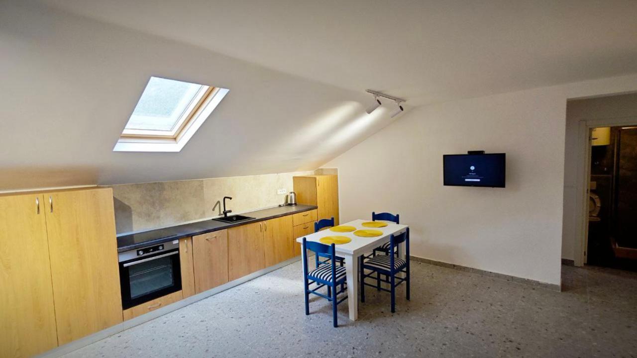 Apartmani Radovic Bijela Εξωτερικό φωτογραφία